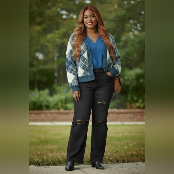 Freshman 1996 Sweaters - Navy and White Argyle Women's Cardigan